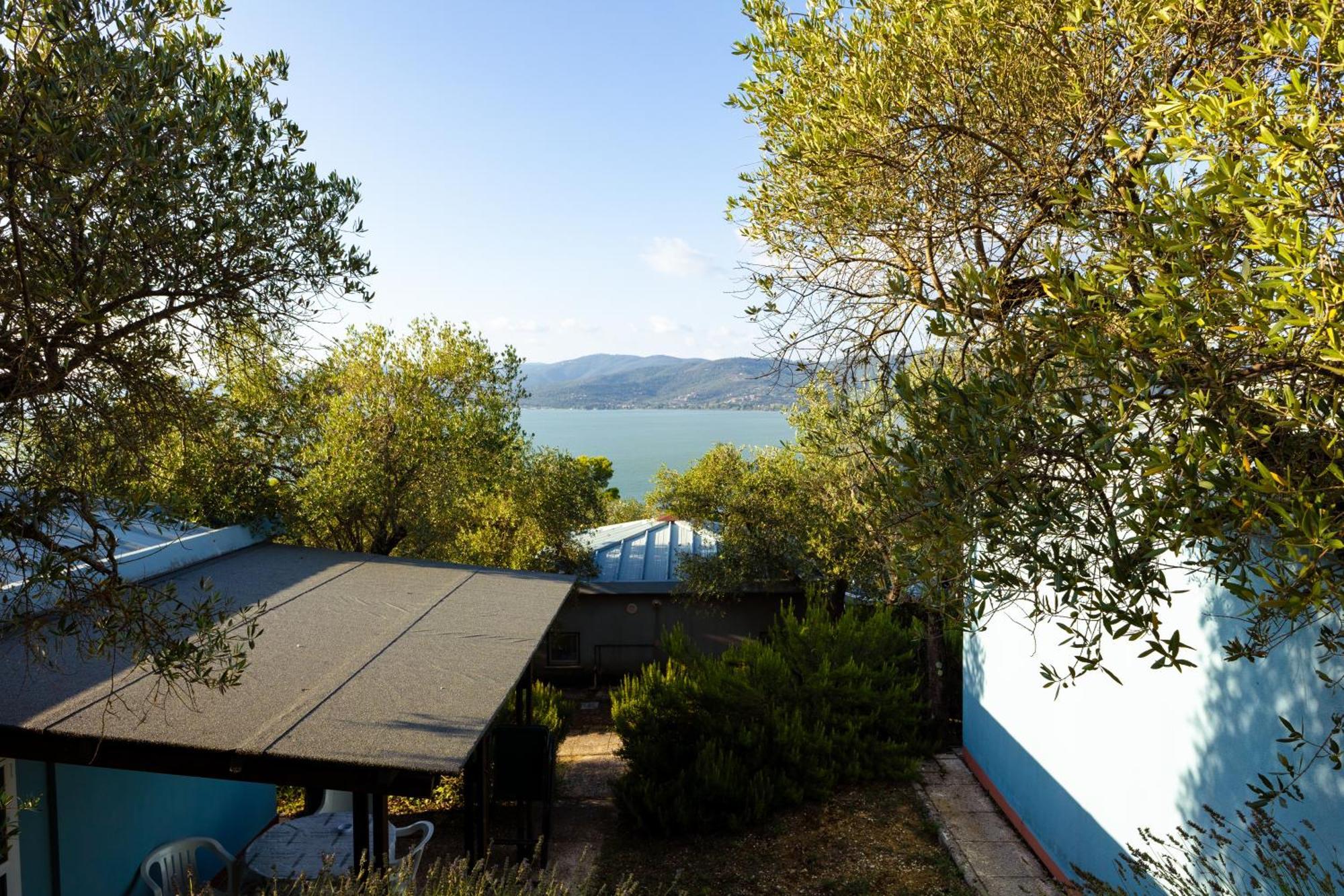 Cerquestra Camping Village Monte del Lago Exterior foto